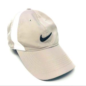 Men’s Nike Golf Gray & White Baseball Hat